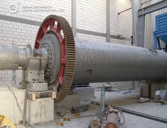 What is the Difference Between Ball Mill and Raymond Mill?